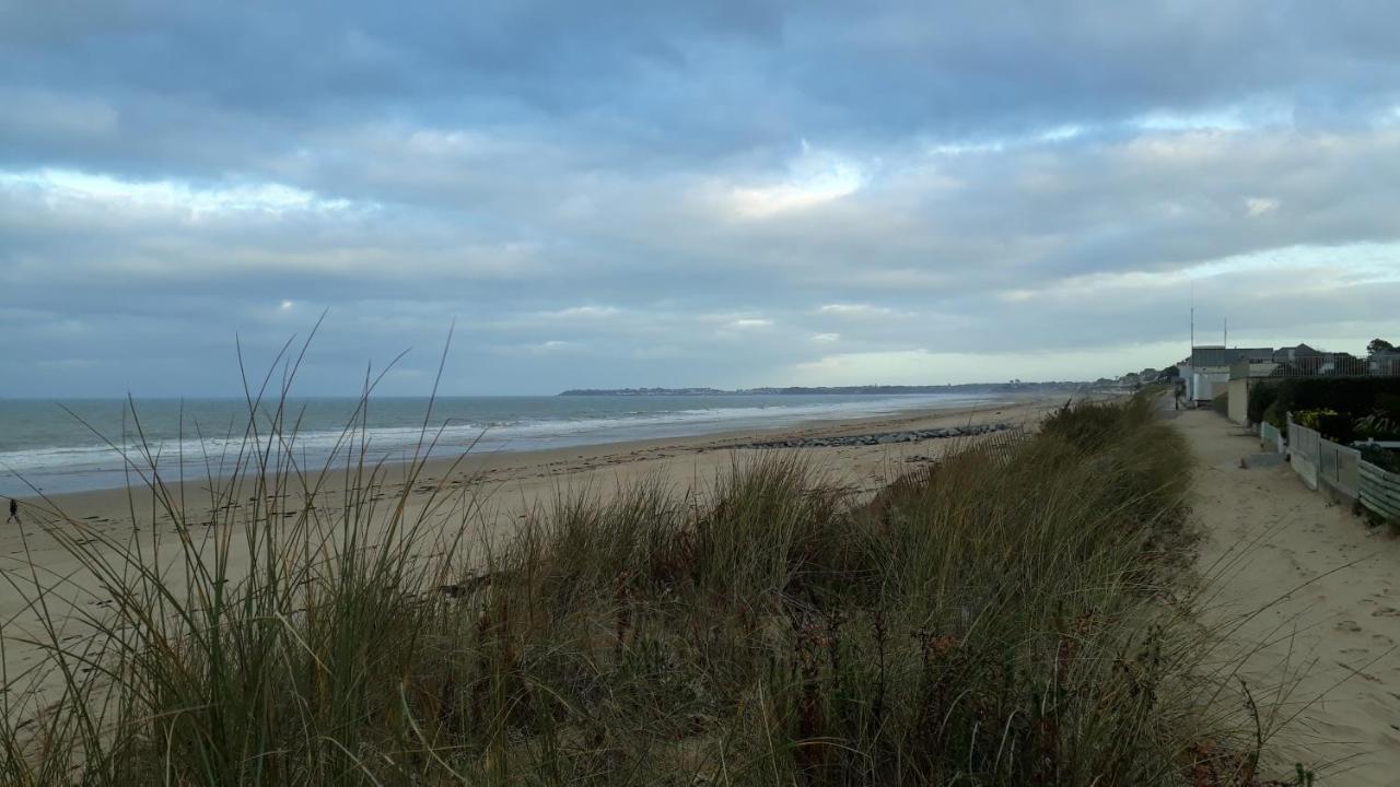 Gite La Bulle En Baie, Proche Mont Saint-Michel, Au Calme, Pour 4 Pers Apartment Crollon Exterior photo